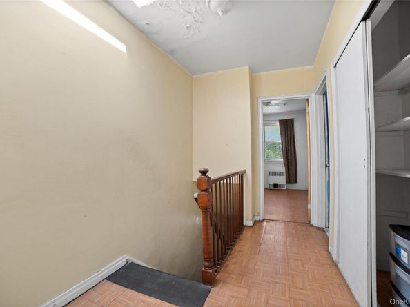 15062 Booth Memorial Avenue, Flushing NY 11355