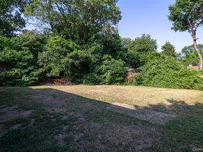 15 Maple Street, Wyandanch NY 11798