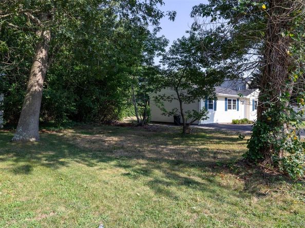 15 Maple Street, Wyandanch NY 11798