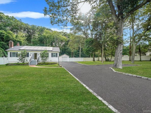 52 Daly Road, East Northport NY 11731