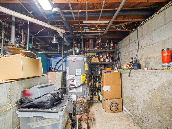 52 Daly Road, East Northport NY 11731