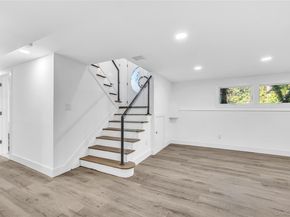 1 Richardson Avenue, Sea Cliff NY 11579