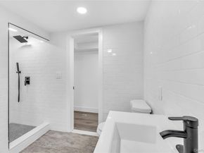 1 Richardson Avenue, Sea Cliff NY 11579