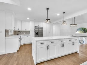 1 Richardson Avenue, Sea Cliff NY 11579