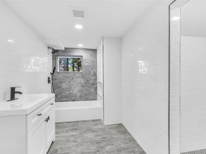 1 Richardson Avenue, Sea Cliff NY 11579