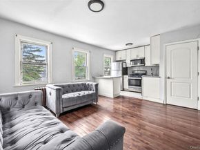 21511 111th Road, Queens Village NY 11429