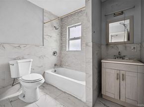 21511 111th Road, Queens Village NY 11429
