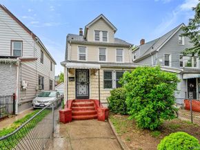 21511 111th Road, Queens Village NY 11429