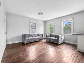 21511 111th Road, Queens Village NY 11429