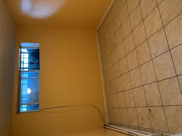 130-15 146 Street 2 family, South Ozone Park NY 11420