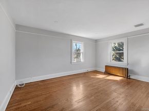 16 Avenue A, Port Washington NY 11050