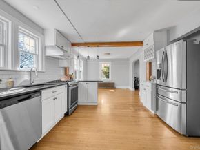 16 Avenue A, Port Washington NY 11050