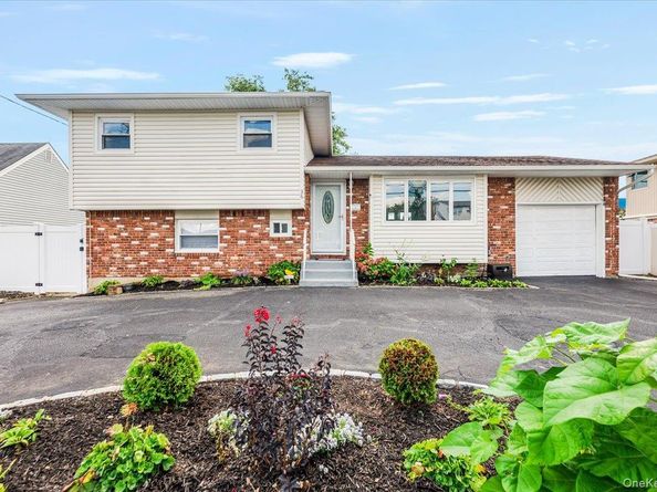 36 Michel Avenue, Farmingdale NY 11735