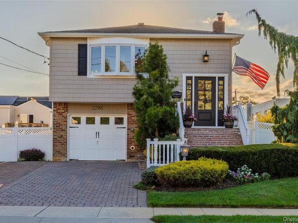 2296 Hampton Avenue, Seaford NY 11783