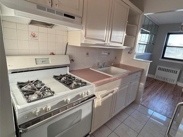 4200 Herkimer Place 7E, Bronx NY 10470