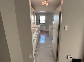 4200 Herkimer Place 7E, Bronx NY 10470