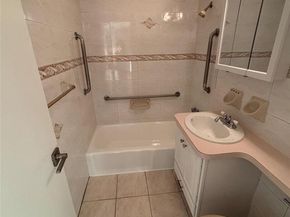 4200 Herkimer Place 7E, Bronx NY 10470