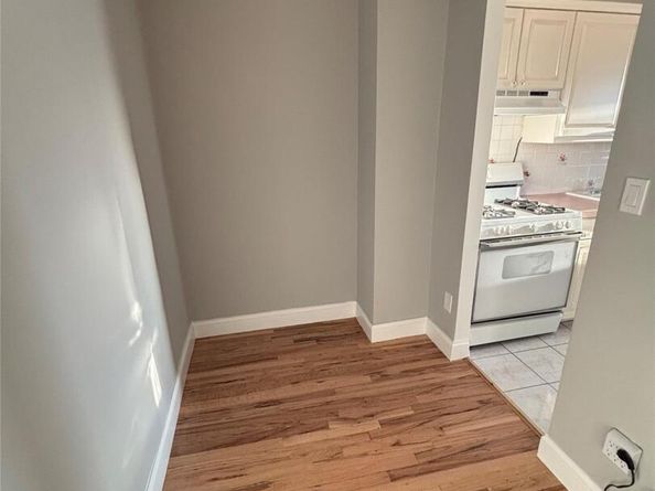 4200 Herkimer Place 7E, Bronx NY 10470