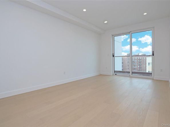 15002 Northern Boulevard 5H, Flushing NY 11354