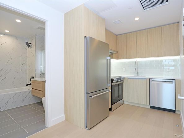 15002 Northern Boulevard 5H, Flushing NY 11354