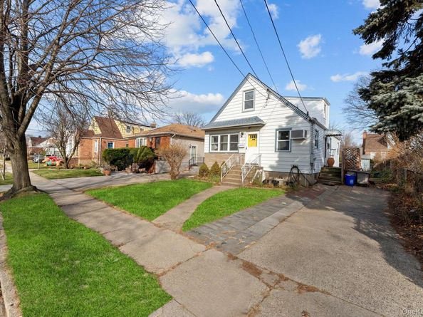 135 Casper Street, Valley Stream NY 11580