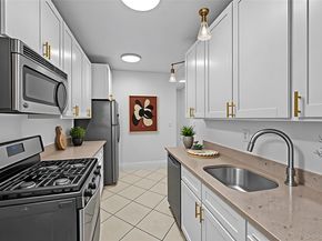 811 Walton Avenue F21, Bronx NY 10451