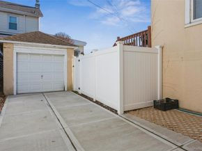 470 Lafayette Boulevard, Long Beach NY 11561