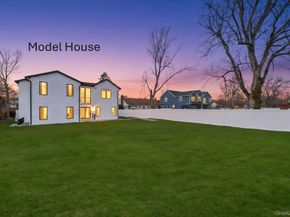 61 Stephen Drive, Plainview NY 11803