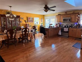 737 3rd Street, Ronkonkoma NY 11779