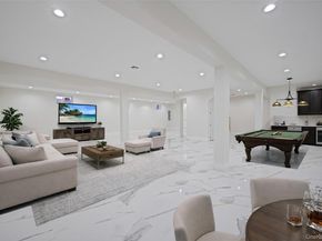 957 Dana Avenue, Valley Stream NY 11580