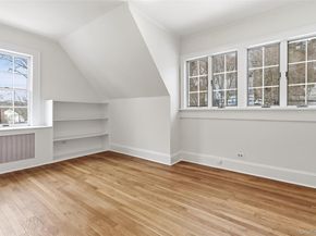 23 Garretson Road, White Plains NY 10604