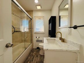 9 Ferndale Drive, Hicksville NY 11801