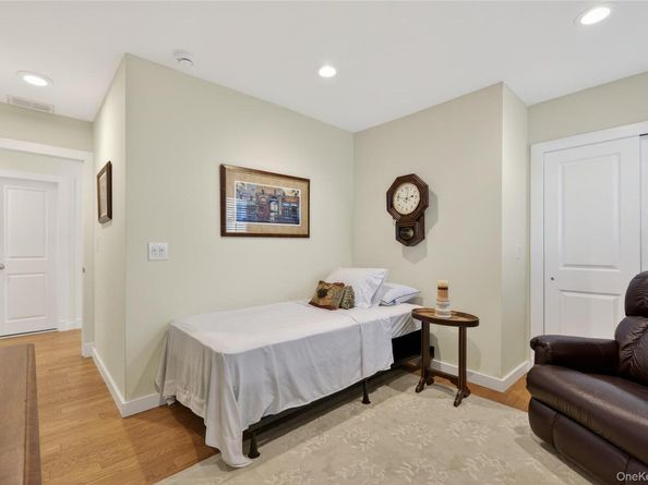 1 Mechanic Court, Huntington NY 11743