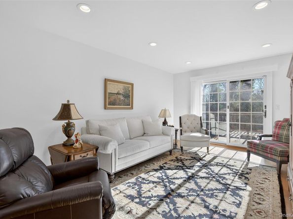 1 Mechanic Court, Huntington NY 11743