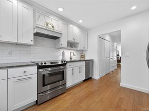 1 Mechanic Court, Huntington NY 11743