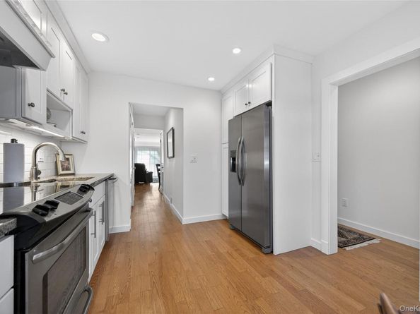 1 Mechanic Court, Huntington NY 11743