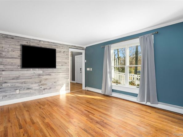 45 Drew Drive, Eastport NY 11941