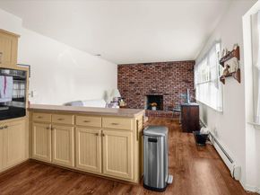 182 Connetquot Drive, Oakdale NY 11769