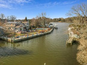 182 Connetquot Drive, Oakdale NY 11769