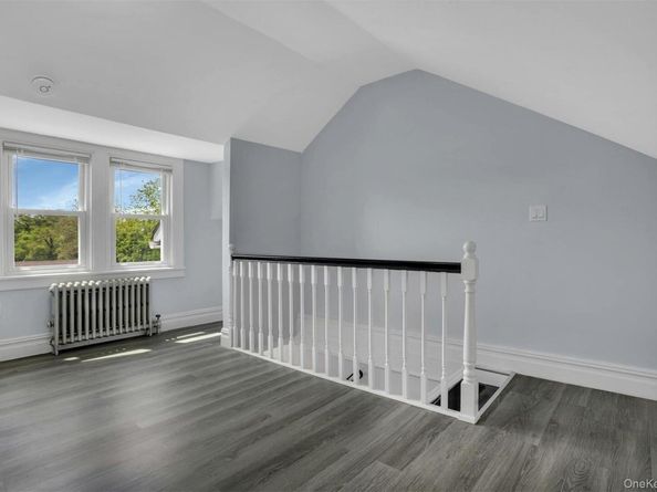 14 Maple Street, Glenwood Landing NY 11547