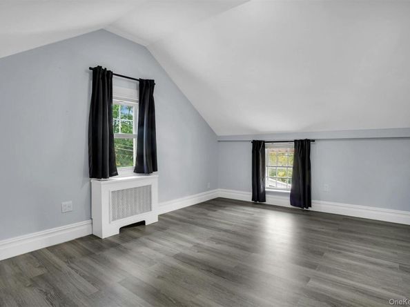 14 Maple Street, Glenwood Landing NY 11547