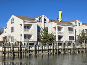 47 Anchor Street Y, Freeport NY 11520