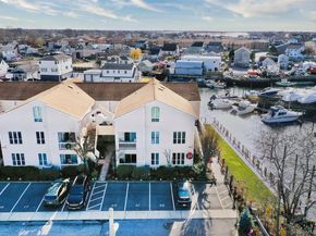 47 Anchor Street Y, Freeport NY 11520