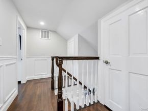 5 Kittiwake Lane, Babylon NY 11702