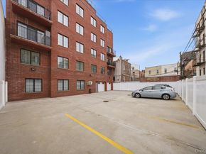 2574 34th Street 3A, Astoria NY 11103