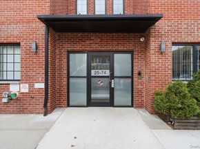 2574 34th Street 3A, Astoria NY 11103