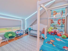 45 Jervis Avenue, Copiague NY 11726