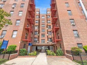 88-09 Northern Blvd Boulevard 505, Jackson Heights NY 11372