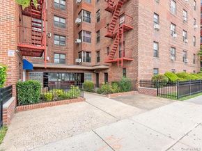 88-09 Northern Blvd Boulevard 505, Jackson Heights NY 11372