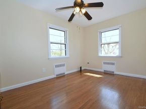 16 Hunter Place, Smithtown NY 11787